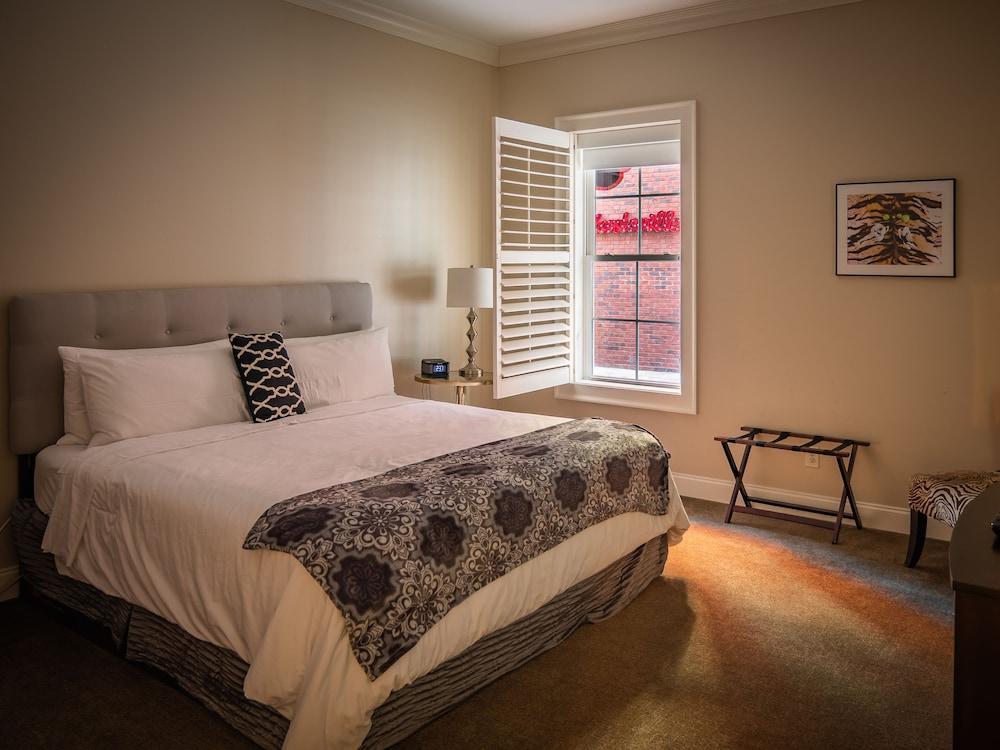 The Mantissa Hotel Hartsville Extérieur photo