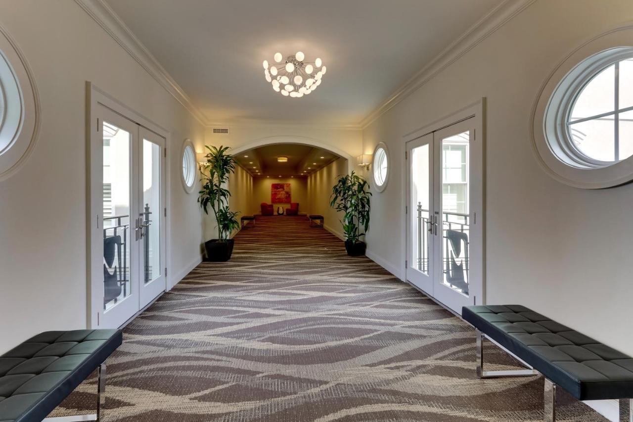 The Mantissa Hotel Hartsville Extérieur photo