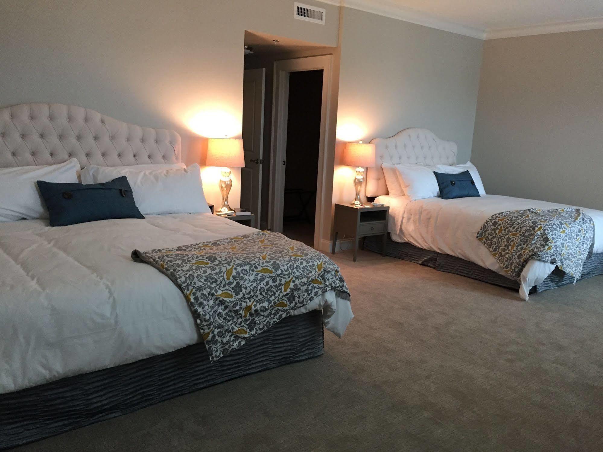 The Mantissa Hotel Hartsville Extérieur photo